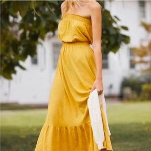 Daily practice strapless dress